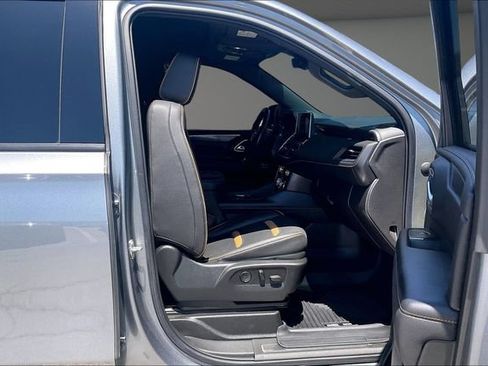 Used 2021 GMC Yukon AT4 AWD/4WD image 7