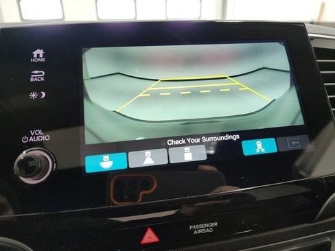 Used 2025 Honda Passport TrailSport image 27