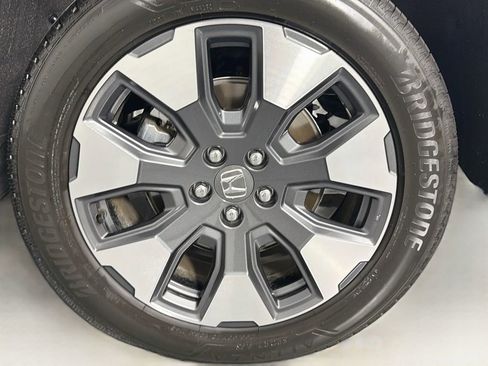 Used 2026 Honda Pilot Touring image 32