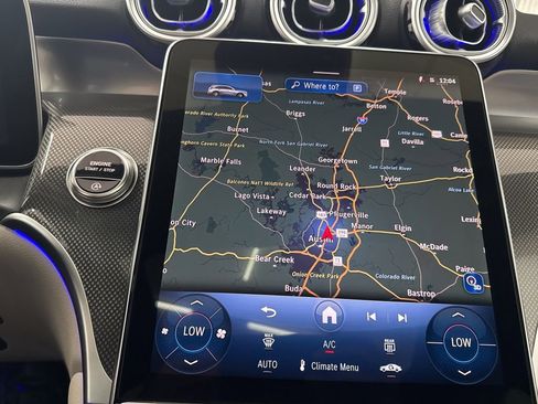 Used 2026 Mercedes-Benz GLC 300 image 34