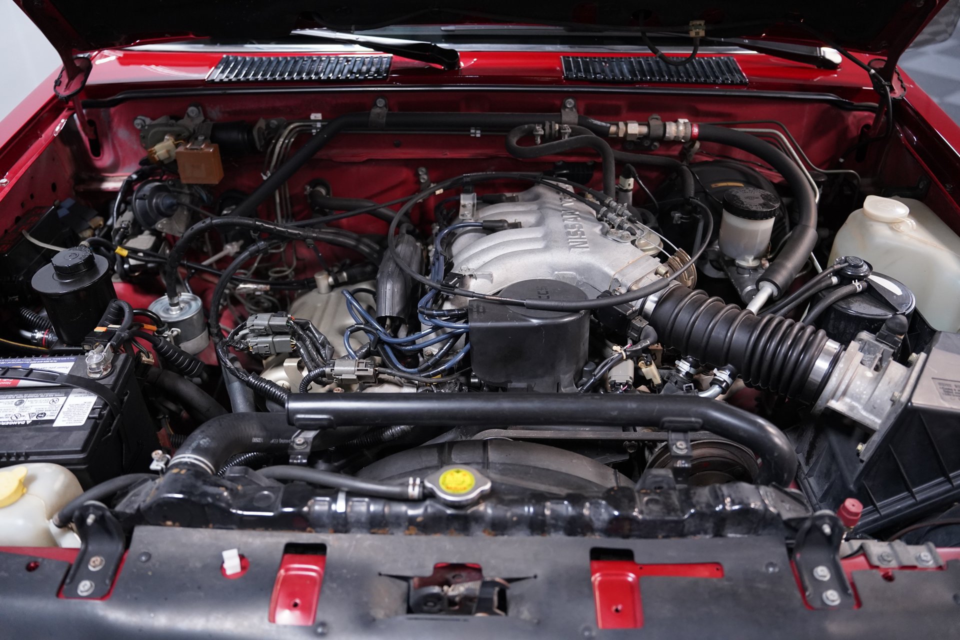 Used 1991 Nissan Pickup 4x4 King Cab V6 image 3