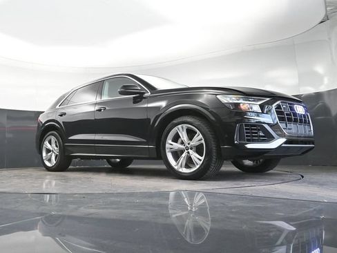Used 2023 Audi Q8 Prestige AWD/4WD image 26