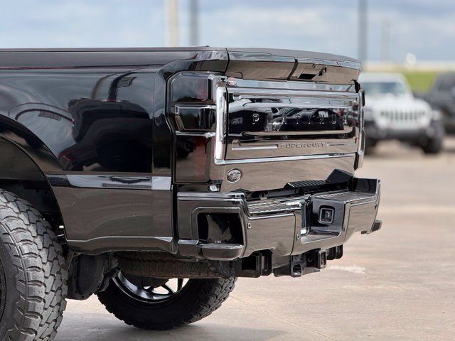 Certified 2025 Ford F250 4x4 Crew Cab Super Duty image 13