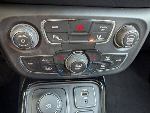 Certified 2021 Jeep Compass Limited AWD/4WD image 25