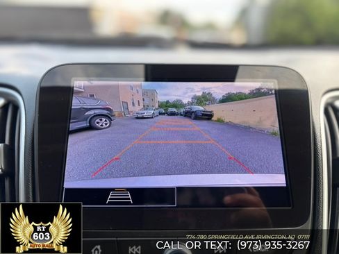 Used 2024 Chevrolet Malibu LT FWD image 19