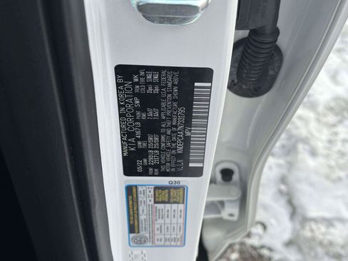 Used 2022 Kia Seltos LX image 15