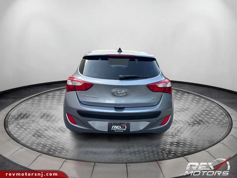 Used 2013 Hyundai Elantra GT w/ Style Pkg FWD image 4