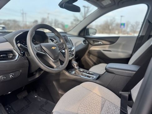 Used 2023 Chevrolet Equinox LS w/ LS Convenience Package image 15