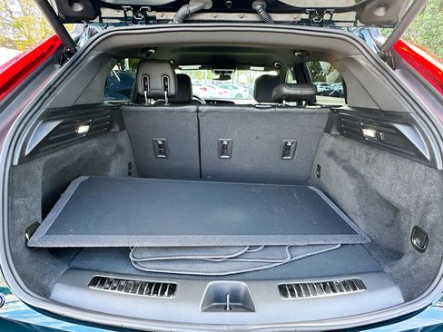 Used 2025 Cadillac XT4 Premium Luxury image 26