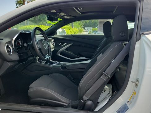 Used 2023 Chevrolet Camaro LT RWD image 12