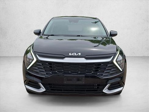 Used 2023 Kia Sportage LX AWD/4WD image 2