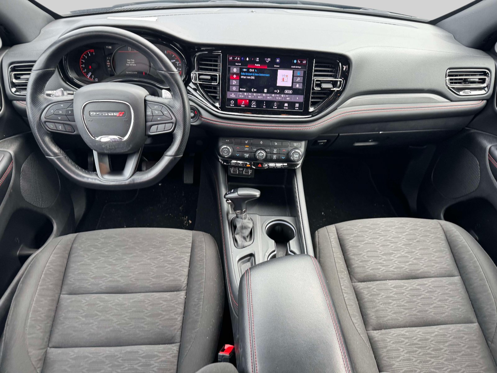 Used 2025 Dodge Durango GT w/ Blacktop Package AWD/4WD image 2