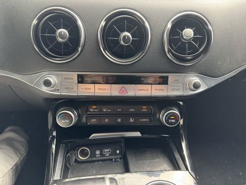 Used 2021 Kia Stinger GT-Line AWD/4WD image 20