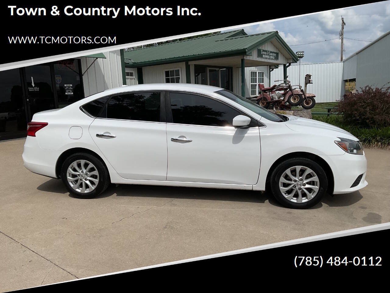 Used 2019 Nissan Sentra SV FWD image 1
