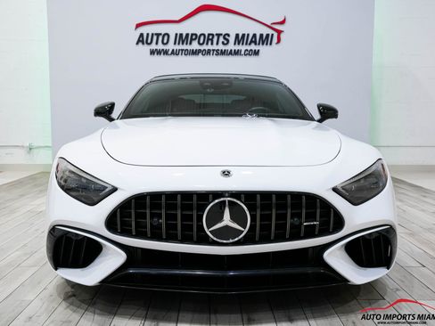Used 2022 Mercedes-Benz SL 55 AMG 4MATIC w/ Driver Assistance Package image 31