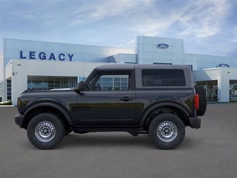 New 2025 Ford Bronco 2-Door image 3