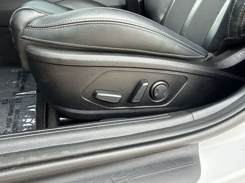 Used 2023 Kia K5 GT-Line FWD image 19