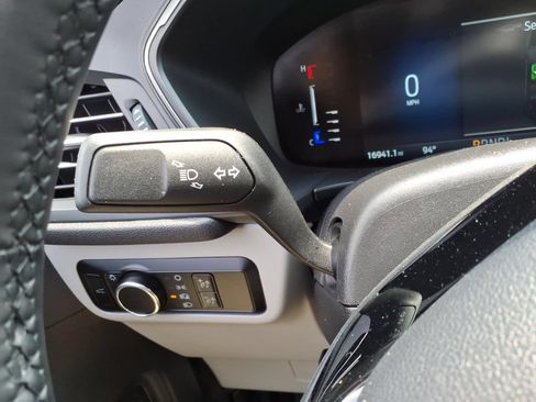Used 2023 Ford Escape Active AWD/4WD image 18