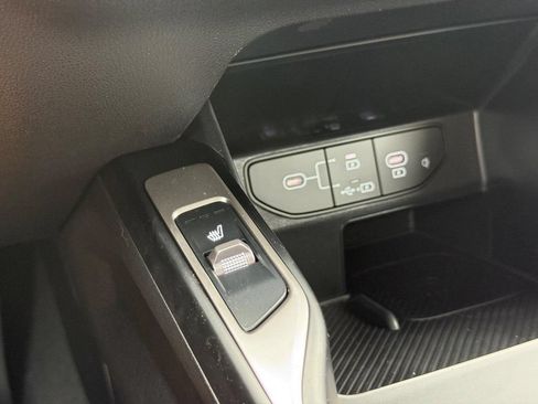 Used 2026 Kia Sorento S AWD/4WD image 16
