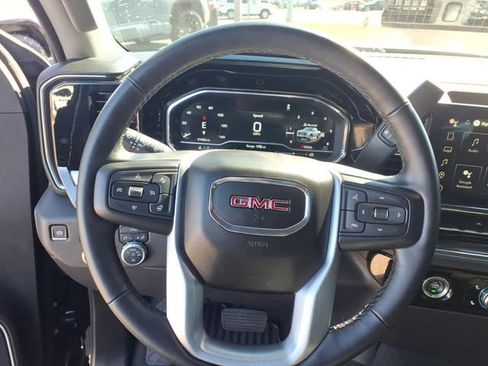 Used 2023 GMC Sierra 1500 Elevation image 8