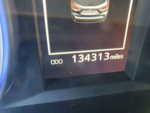 Used 2019 Toyota Highlander XLE AWD/4WD image 58