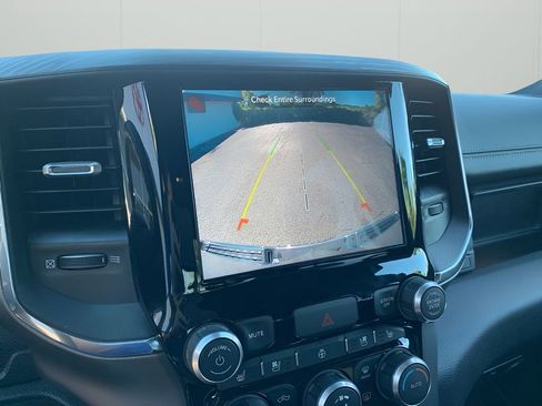 Used 2024 RAM 1500 Laramie image 21