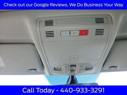 Used 2021 Volkswagen Tiguan SE AWD/4WD image 25