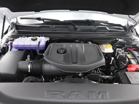 New 2026 RAM 1500 Express AWD/4WD image 28