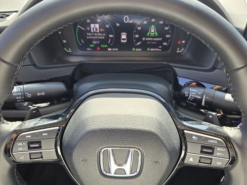Used 2023 Honda Accord Touring image 24