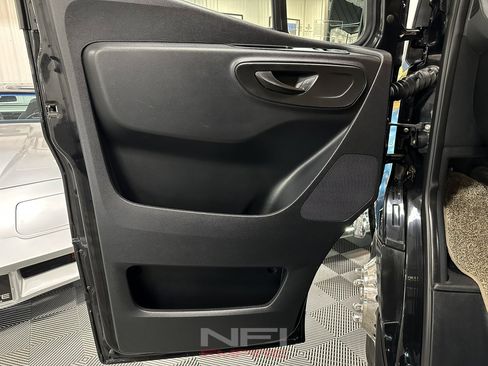 Used 2020 Mercedes-Benz Sprinter 3500 image 25