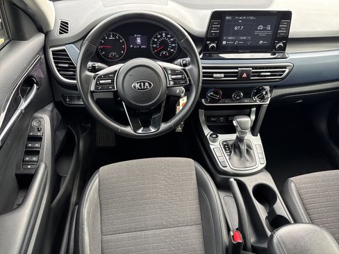 Used 2021 Kia Seltos S image 7