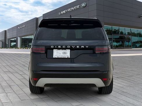 New 2026 Land Rover Discovery Limited Edition AWD/4WD image 4