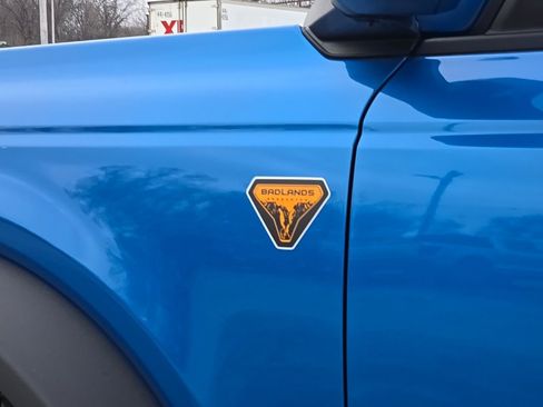 New 2025 Ford Bronco Badlands w/ Sasquatch Package image 11