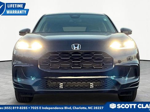 Used 2025 Honda HR-V LX image 2