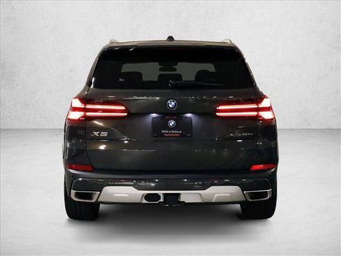 Used 2026 BMW X5 xDrive50e w/ Premium Package AWD/4WD image 7