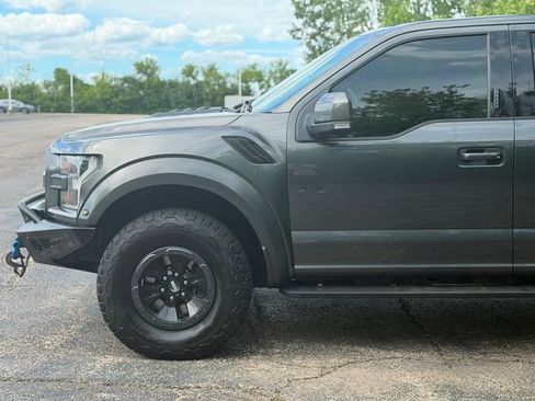 Used 2018 Ford F150 Raptor w/ Equipment Group 802A Luxury AWD/4WD image 8