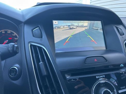 Used 2016 Ford Focus ST w/ Equipment Group 401A image 7