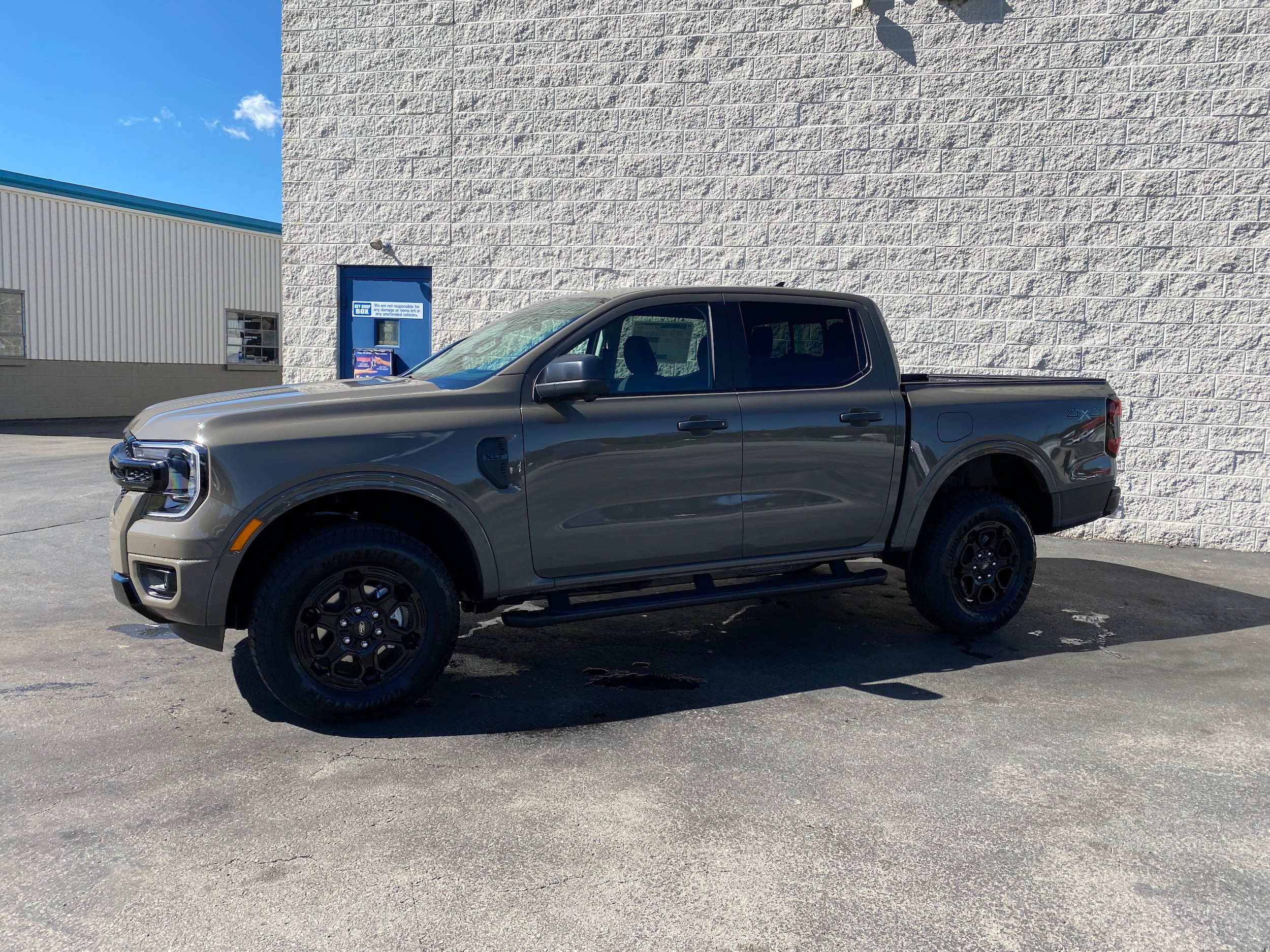 New 2026 Ford Ranger XLT w/ Equipment Group 301A High AWD/4WD image 4