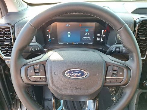 Used 2025 Ford Ranger XLT w/ Advanced Towing Package image 19