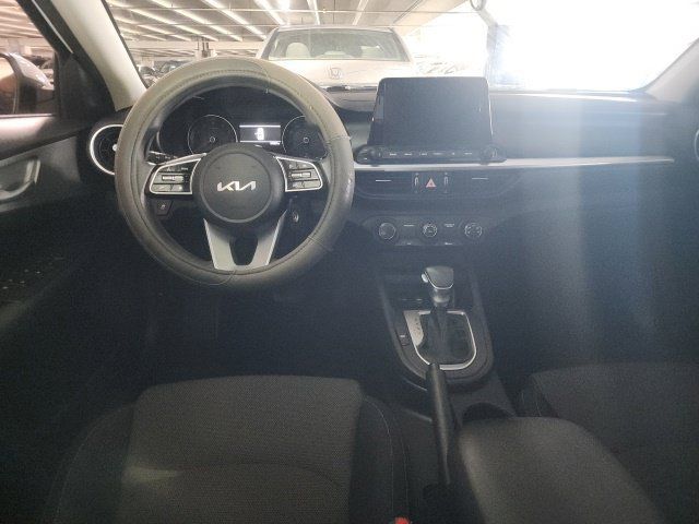Used 2023 Kia Forte LX FWD image 6