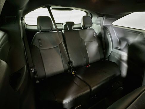 Certified 2023 Toyota Sienna XSE w/ XSE Plus Package AWD/4WD image 30
