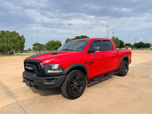 Used 2019 RAM 1500 Warlock AWD/4WD image 3
