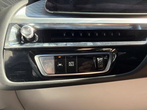 Used 2025 Cadillac Lyriq Sport AWD/4WD image 36