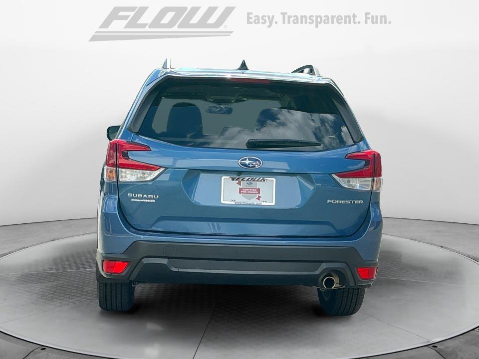 Used 2024 Subaru Forester Limited AWD/4WD image 8