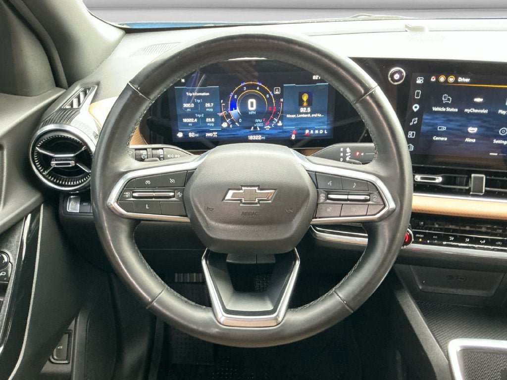 Used 2025 Chevrolet Equinox ACTIV w/ Safety and Technology Package AWD/4WD image 12