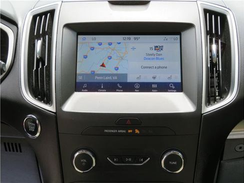 Used 2020 Ford Edge SEL w/ Convenience Package FWD image 7