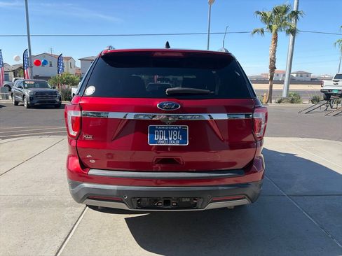 Used 2019 Ford Explorer XLT w/ Class III Trailer Tow Package FWD image 5