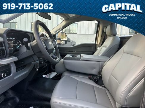 New 2024 Ford F550 4x4 Regular Cab Super Duty image 17