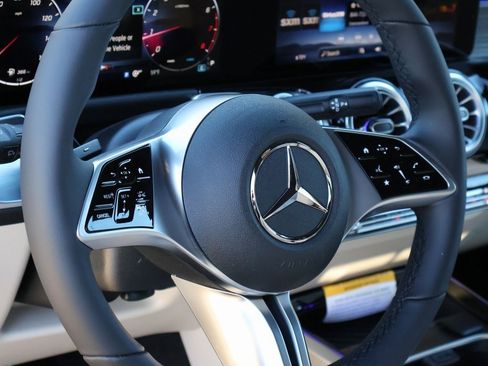 New 2026 Mercedes-Benz GLB 250 4MATIC image 20