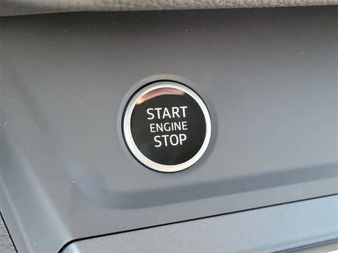 New 2025 Audi Q3 2.0T Premium image 19